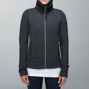 Lululemon en route jacket size 6